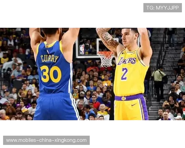 詹姆斯高效输出稳定,湖人保持领先